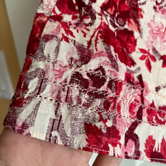 Floral skirt like new - Picture 3 of 3